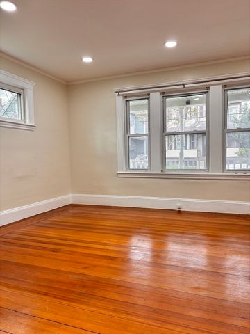 72 Edward St 1, Medford, MA 02155