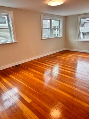 72 Edward St 1, Medford, MA 02155