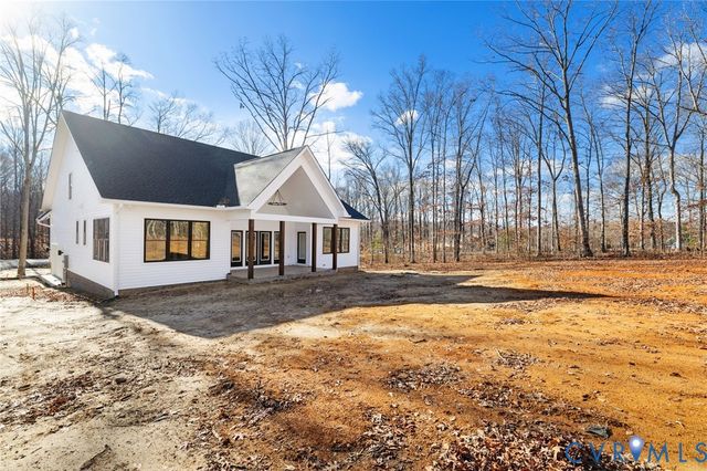 70 Blue Sky Way, Bumpass, VA 23024