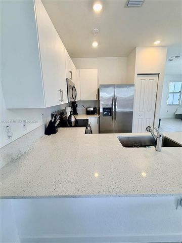 11830 NW 46th St, Coral Springs, FL 33076