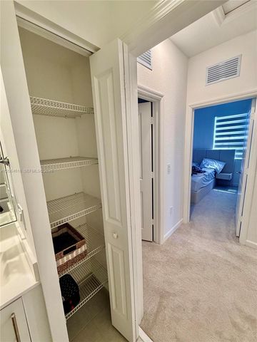 11830 NW 46th St, Coral Springs, FL 33076