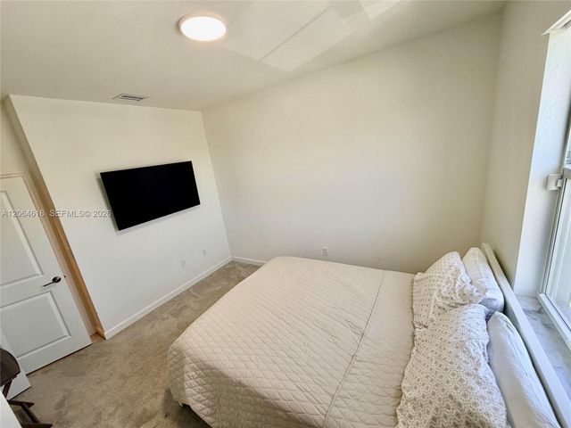 11830 NW 46th St, Coral Springs, FL 33076
