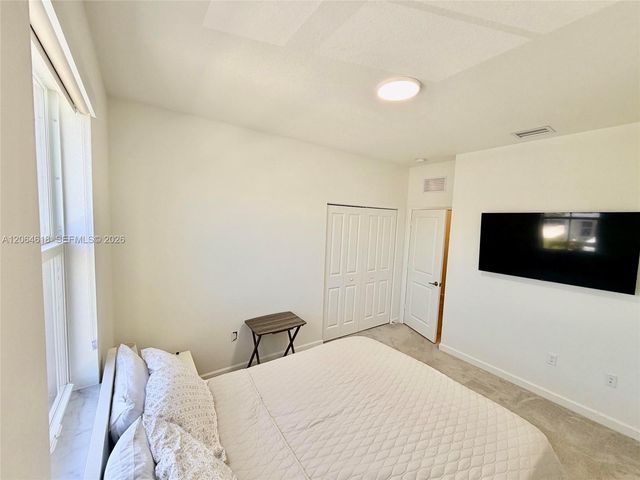 11830 NW 46th St, Coral Springs, FL 33076