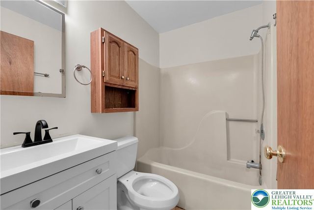 4160 Salem Drive, Upper Milford Twp, PA 18049