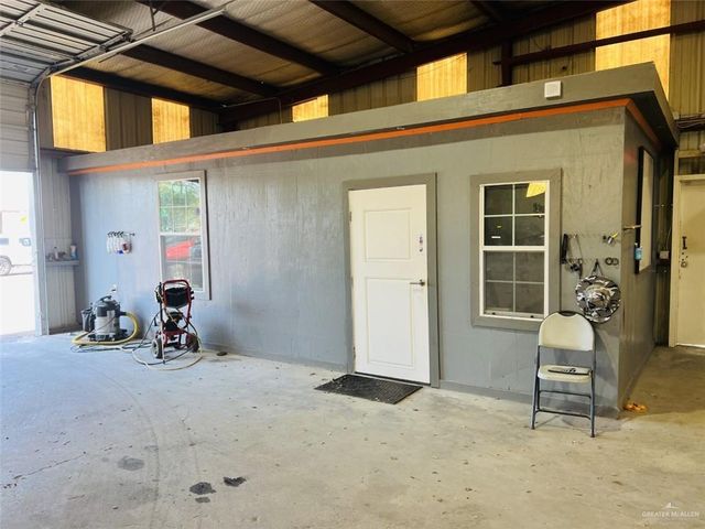 913 W US Highway Business 83, Pharr, TX 78577