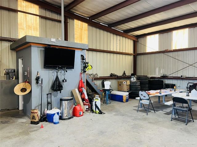 913 W US Highway Business 83, Pharr, TX 78577