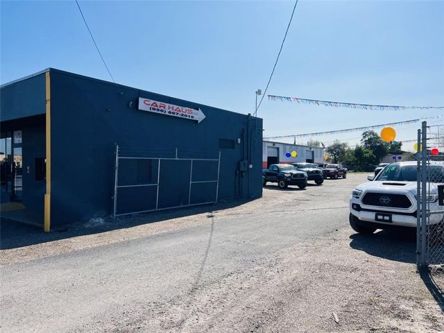 913 W US Highway Business 83, Pharr, TX 78577