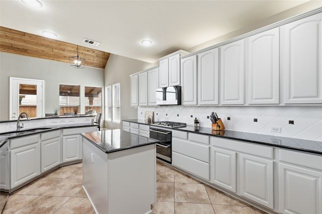 509 Northwyck Lane, Keller, TX 76248
