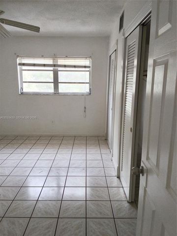 1826 Cleveland Street 8, Hollywood, FL 33020