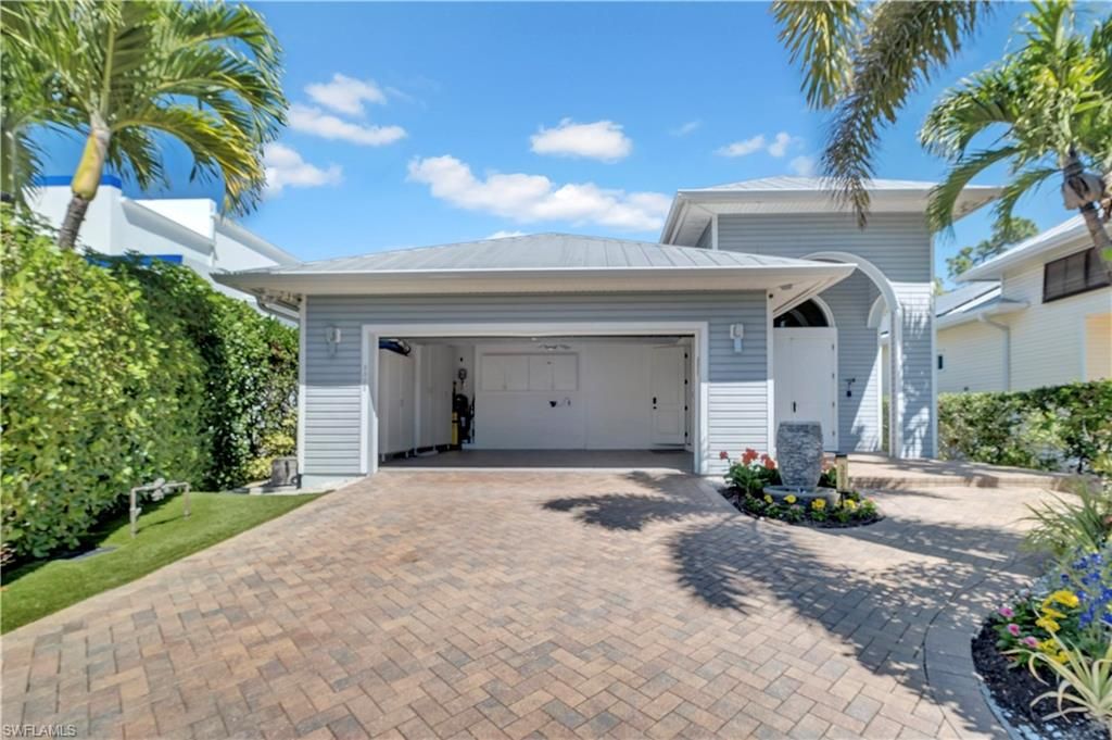 3005 Coco AVE, NAPLES, FL 34112 — photo 3
