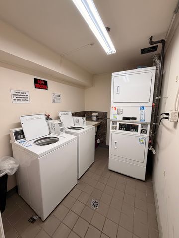 5850 W 87th Street 2A, Burbank, IL 60459