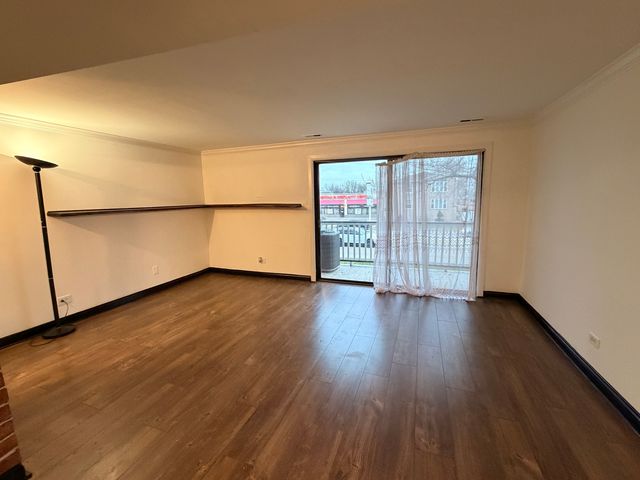 5850 W 87th Street 2A, Burbank, IL 60459