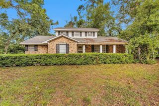 29526 W Hawthorne Drive, Spring, TX 77386
