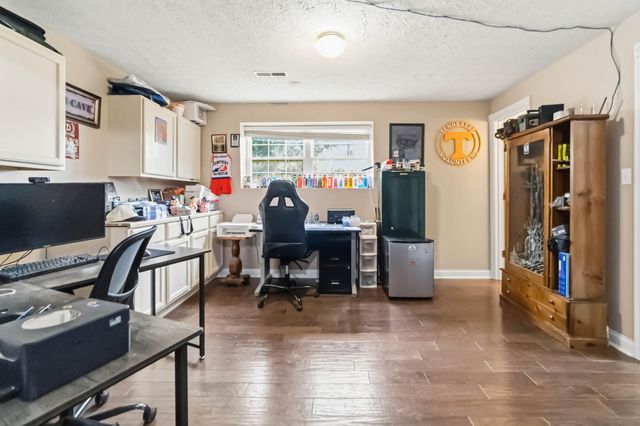 616 Woodview Drive, Somerset, KY 42503