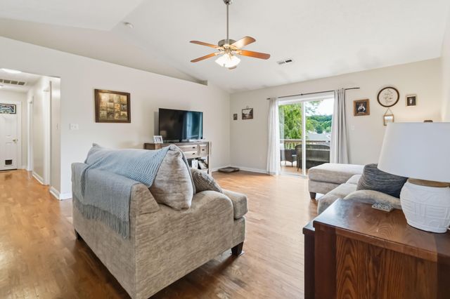 616 Woodview Drive, Somerset, KY 42503