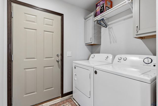 1717.14 E PHILADELPHIA, Rapid City, SD 57703