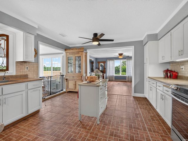 17902 Wappes Road, Churubusco, IN 46723