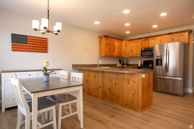 1729 ARNOLD DR, Layton, UT 84041