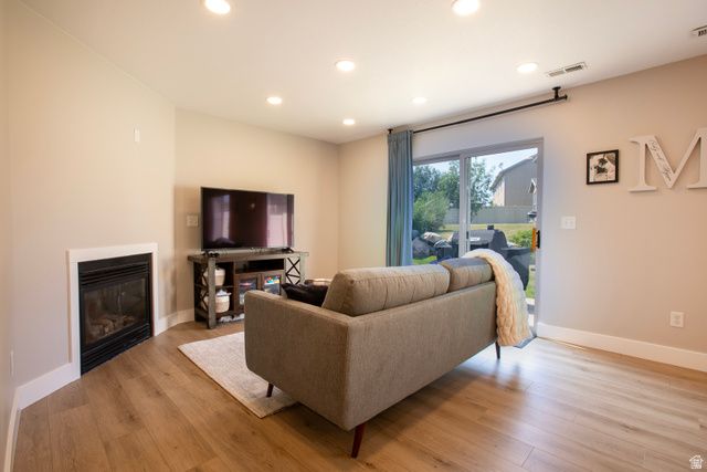 1729 ARNOLD DR, Layton, UT 84041