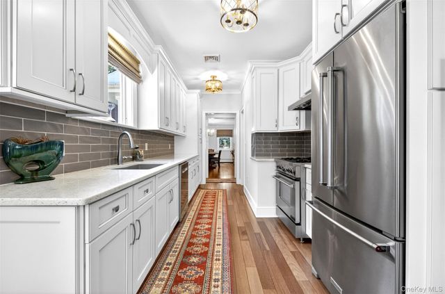 146-24 Bayside Avenue, Flushing, NY 11354