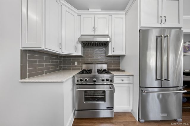 146-24 Bayside Avenue, Flushing, NY 11354