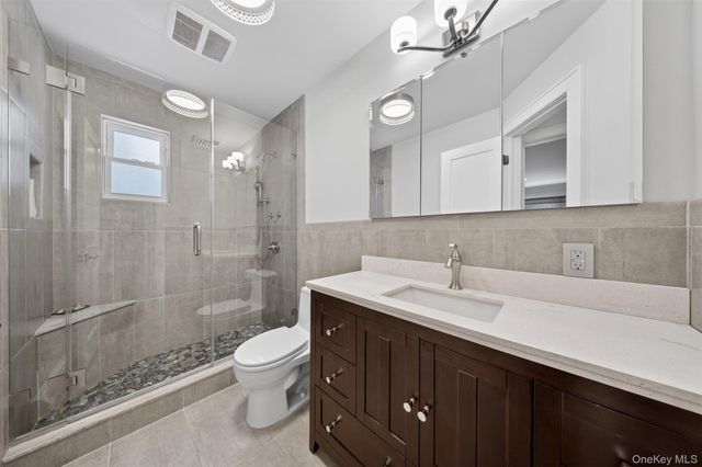 146-24 Bayside Avenue, Flushing, NY 11354