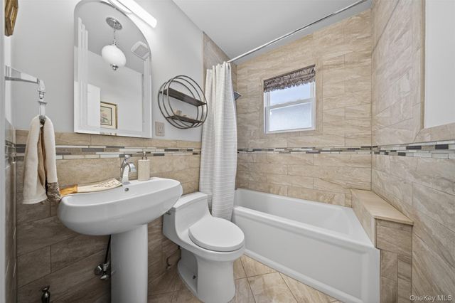 146-24 Bayside Avenue, Flushing, NY 11354