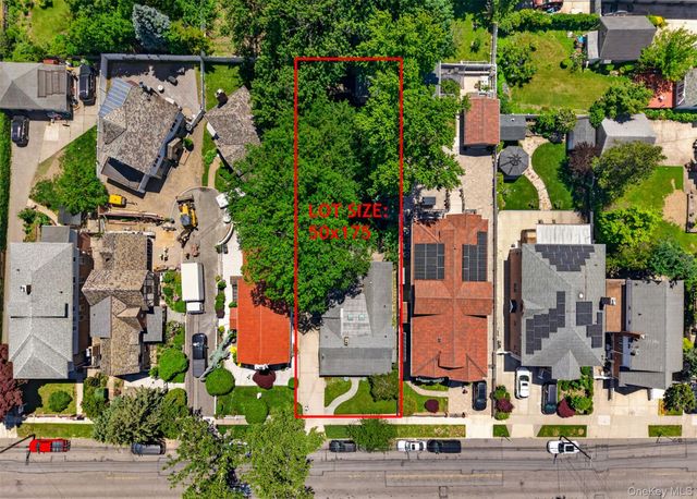 146-24 Bayside Avenue, Flushing, NY 11354
