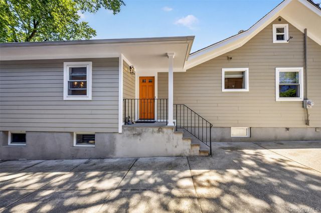 146-24 Bayside Avenue, Flushing, NY 11354