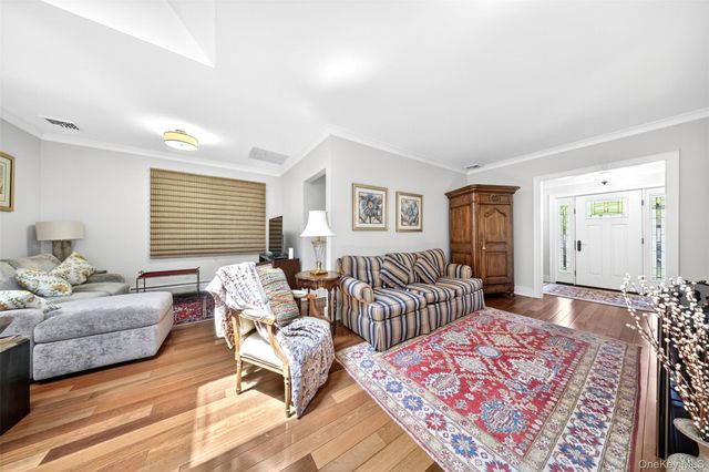 146-24 Bayside Avenue, Flushing, NY 11354