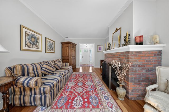 146-24 Bayside Avenue, Flushing, NY 11354