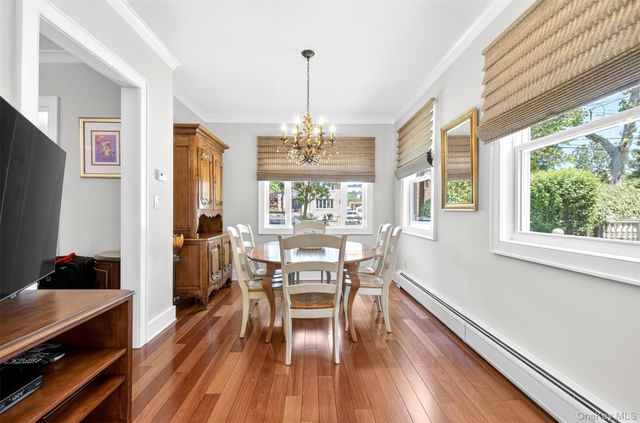 146-24 Bayside Avenue, Flushing, NY 11354