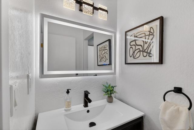 101 Redding Road A4, Campbell, CA 95008