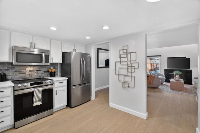 101 Redding Road A4, Campbell, CA 95008