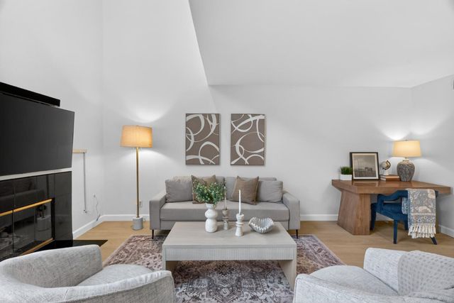 101 Redding Road A4, Campbell, CA 95008