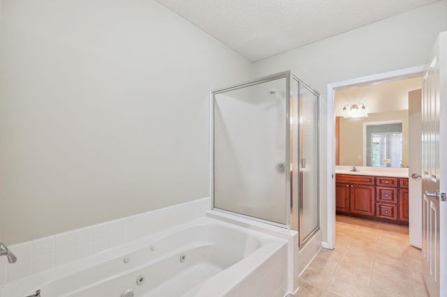 649 Old Highway 8 NW 238, New Brighton, MN 55112