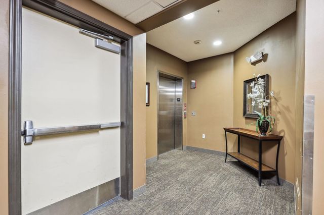 649 Old Highway 8 NW 238, New Brighton, MN 55112