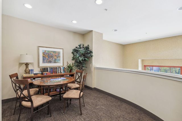 649 Old Highway 8 NW 238, New Brighton, MN 55112