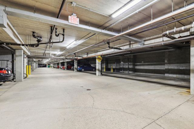 649 Old Highway 8 NW 238, New Brighton, MN 55112