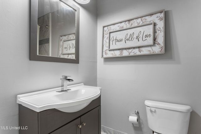 1501 Willowbend Drive, Gautier, MS 39553