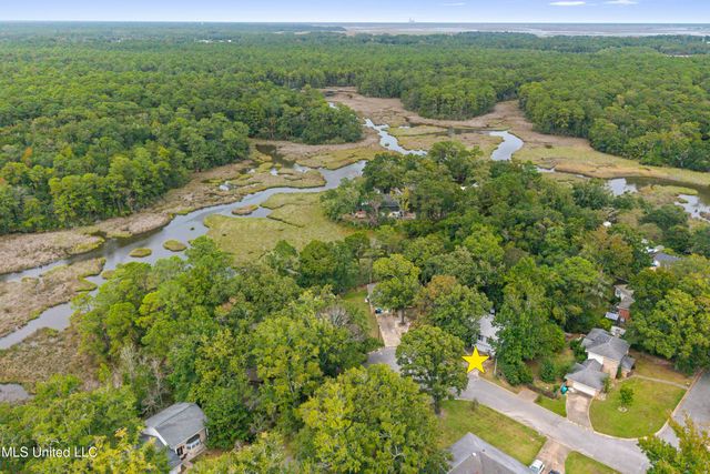 1501 Willowbend Drive, Gautier, MS 39553