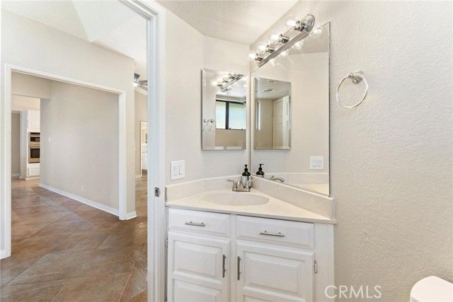 67810 Marilyn, Cathedral City, CA 92234