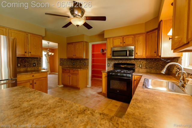 13879 Arlene Lane, Van Buren Charter Township, MI 48111
