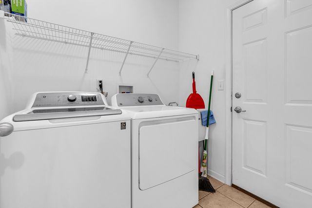 10779 Spyglass Court, Crown Point, IN 46307