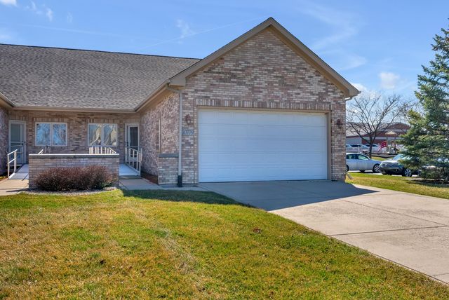10779 Spyglass Court, Crown Point, IN 46307