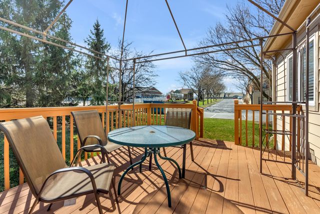 10779 Spyglass Court, Crown Point, IN 46307