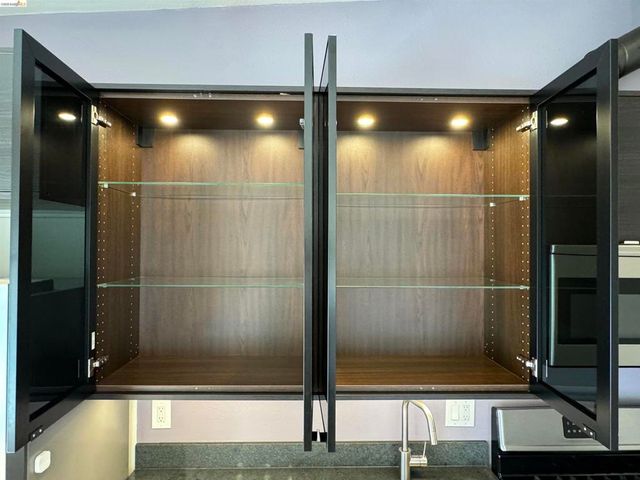 2401 San Pablo Ave, Oakland, CA 94612