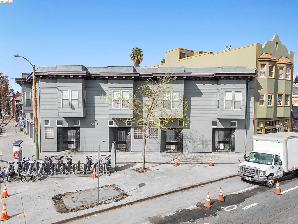 2401 San Pablo Ave, Oakland, CA 94607