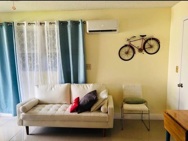 1607 NE 15th Avenue 3, Fort Lauderdale, FL 33305