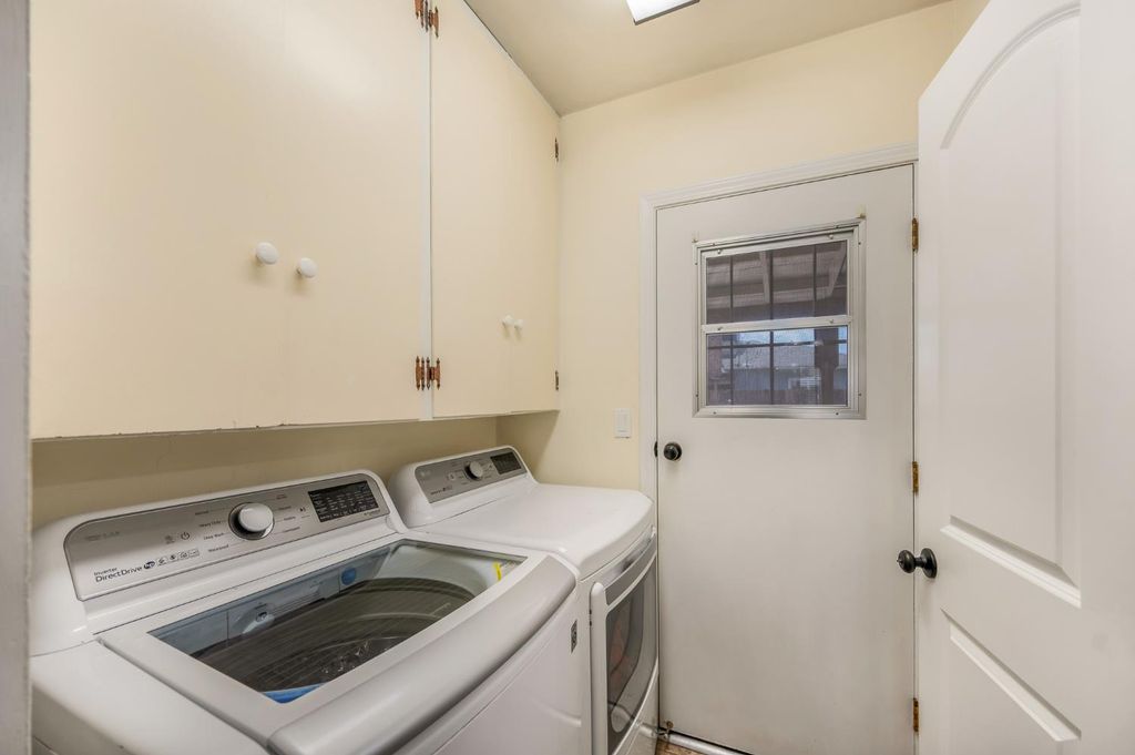 Image 13 of property listing at 1439 Gary Street, Selma, CA 93662